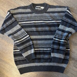 Vintage America Men's Crewneck Sweater - Black and Gray Pattern